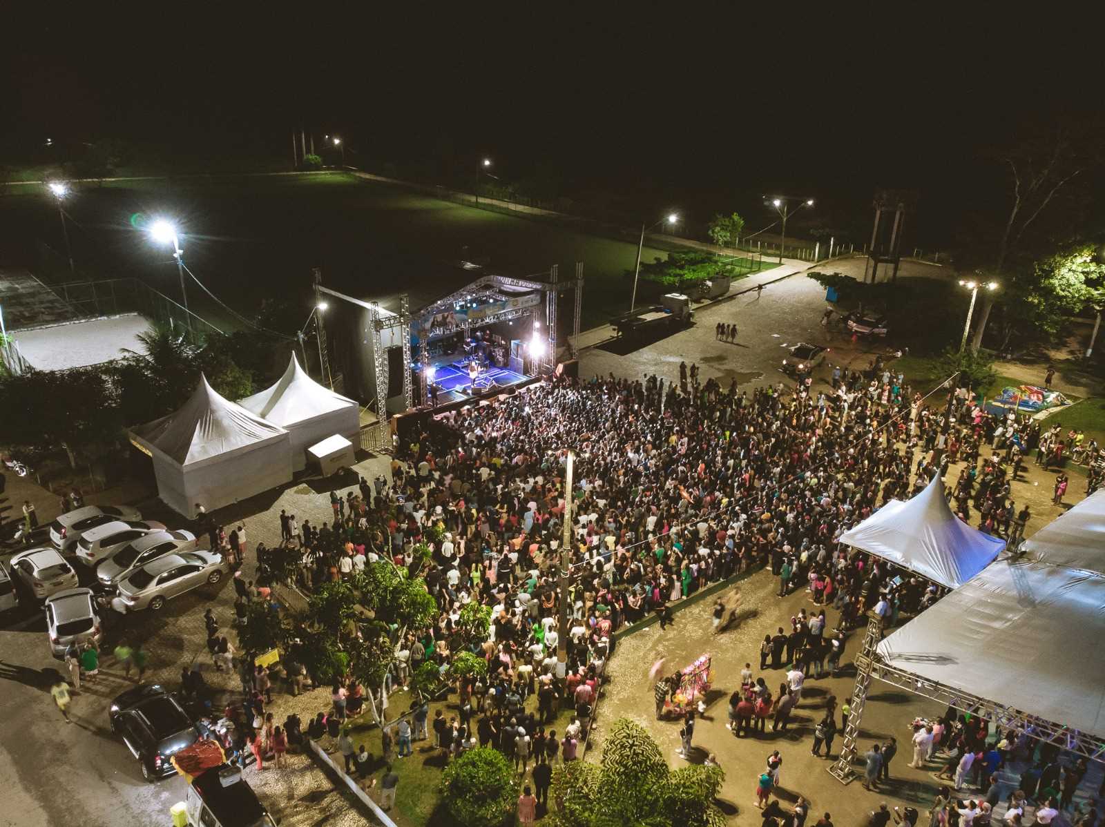 Camacã: Festa dos Evangélicos leva grande público nos dois dias de louvores